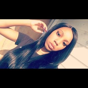 Meet your Posher, Latonja